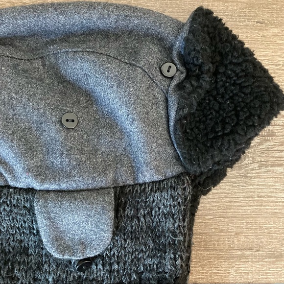 Guess Winter Hat - Picture 3 of 8